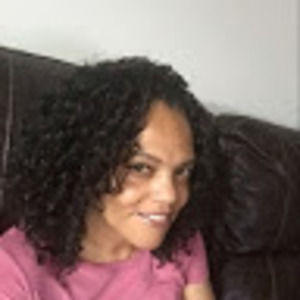 Meet your Posher, Deidra